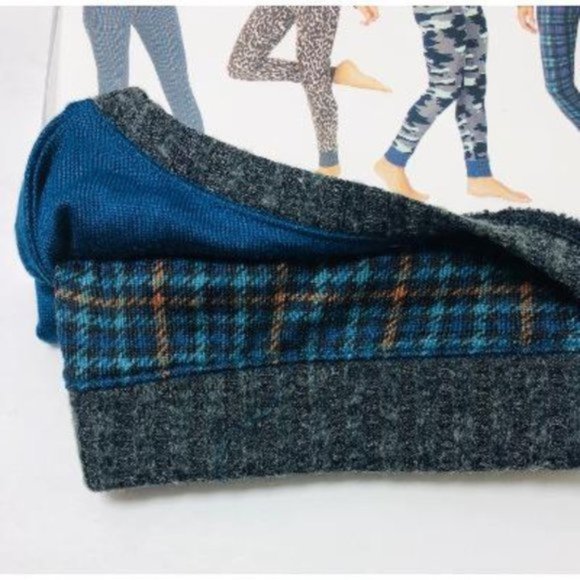 Cuddl Duds Blue and Black Women's Pajama Set - Picture 3 of 5